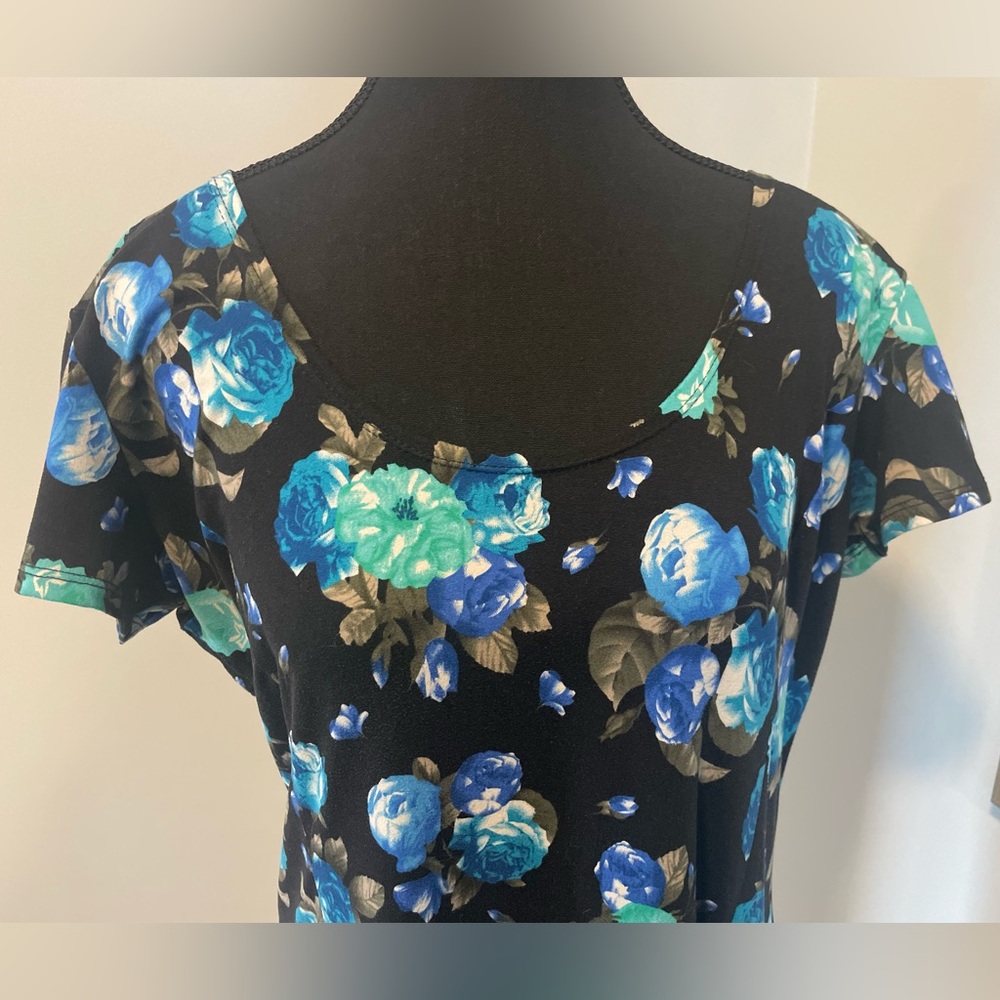 Lily Morgan Blue & Black Dark Floral Summer Dress With Back Cut-Out EUC - Picture 3 of 11